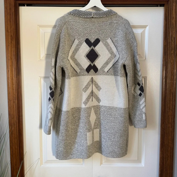 Debut Open Front Long Cardigan South Western Aztec Sweater Women’s size medium - Picture 2 of 8
